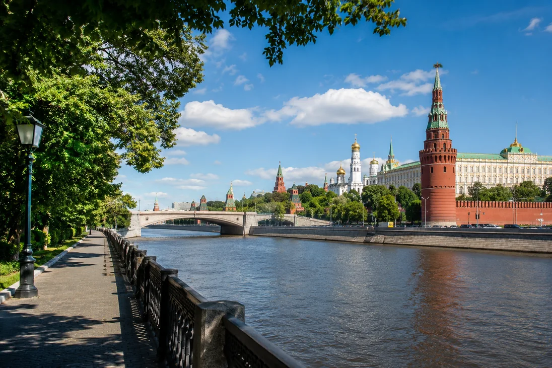 15 лучших мест для летнего отдыха в Москве: от парков до городских пляжей